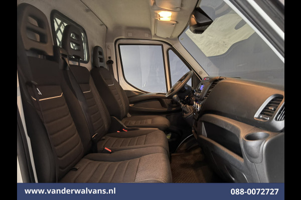 Iveco Daily 35S16 157pk 3500kg Trekvermogen L2H2 Euro6 Airco | 270 Graden Achterdeuren | Parkeersensoren Bijrijdersbank