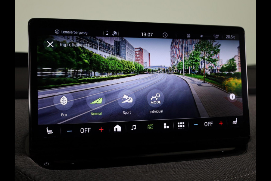 Škoda Enyaq 60 Business Edition 170pk | SoH 93.88% | Panoramadak | 20 inch Lichtmetalen velgen | Business Upgrade pakket
