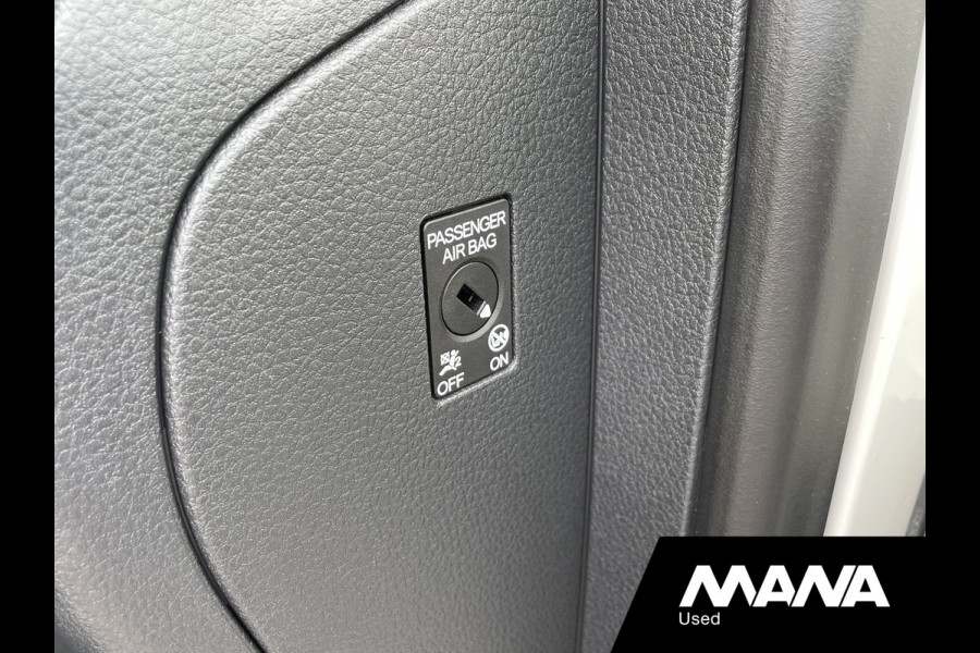 Volkswagen Transporter 2.0 TDI L2H1 102PK Carplay Trekhaak Imperiaal Cruise control