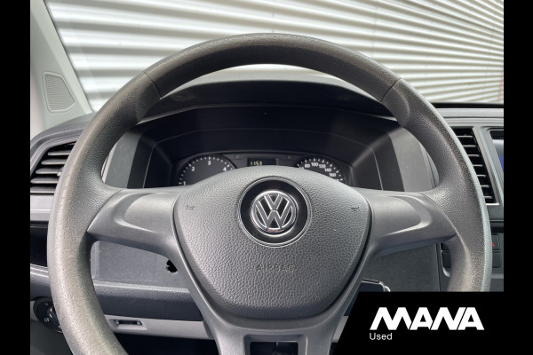 Volkswagen Transporter 2.0 TDI L2H1 102PK Carplay Trekhaak Imperiaal Cruise control