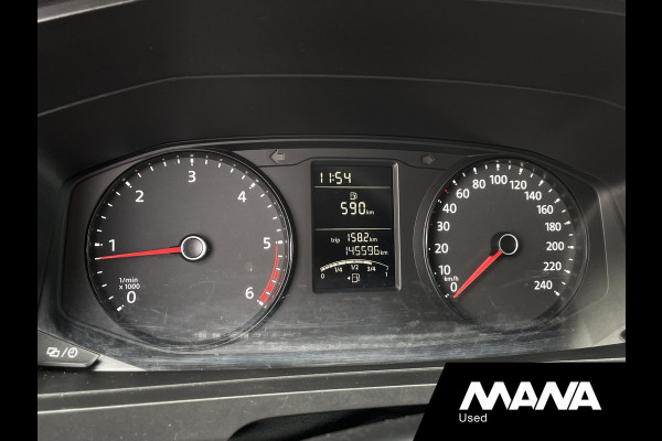 Volkswagen Transporter 2.0 TDI L2H1 102PK Carplay Trekhaak Imperiaal Cruise control