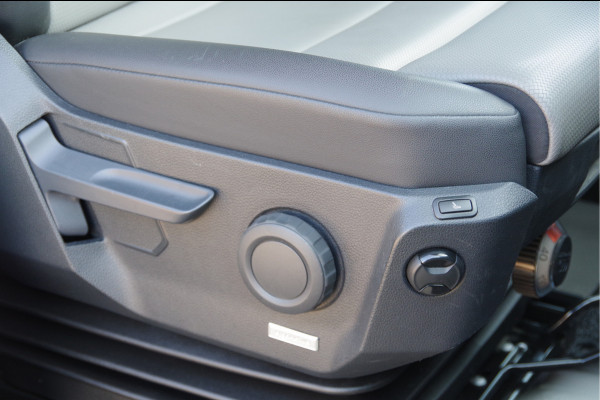 Volkswagen Crafter 35 2.0 TDI L3H2(L2H1) 177PK AUT. LEDER, CAMERA, CRUISE, CARPLAY, NAVI, ERGO ACTIVE STOELEN, AIRCO, NAVI