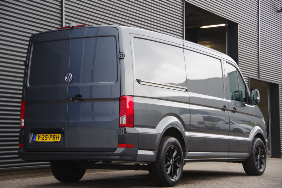 Volkswagen Crafter 35 2.0 TDI L3H2(L2H1) 177PK AUT. LEDER, CAMERA, CRUISE, CARPLAY, NAVI, ERGO ACTIVE STOELEN, AIRCO, NAVI