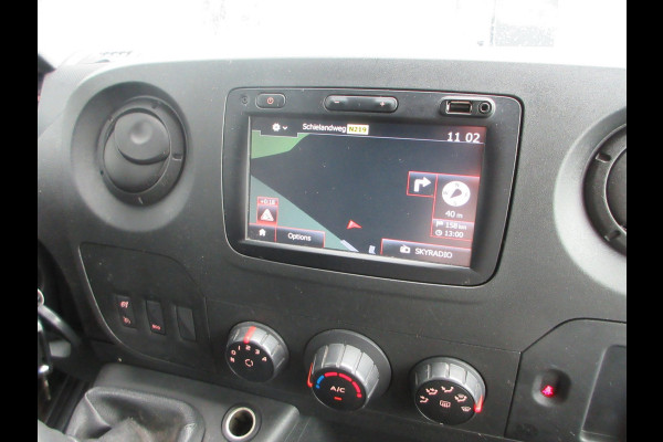 Renault Master T33 2.3 dCi, 131pk, L2H2, Euro6, 3-Zits, Trekhaak, PDC.