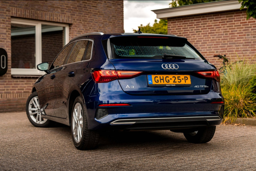 Audi A3 Sportback 40 TFSI e Business Edition 204 PK Ambiance Adaptive Keyless Elek.Klep Stoelverwarming 17''