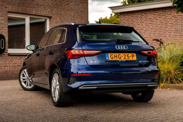 Audi A3 Sportback 40 TFSI e Business Edition 204 PK Ambiance Adaptive Keyless Elek.Klep Stoelverwarming 17''