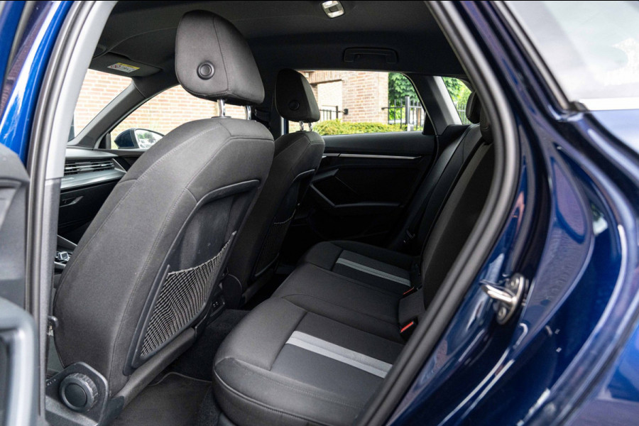 Audi A3 Sportback 40 TFSI e Business Edition 204 PK Ambiance Adaptive Keyless Elek.Klep Stoelverwarming 17''