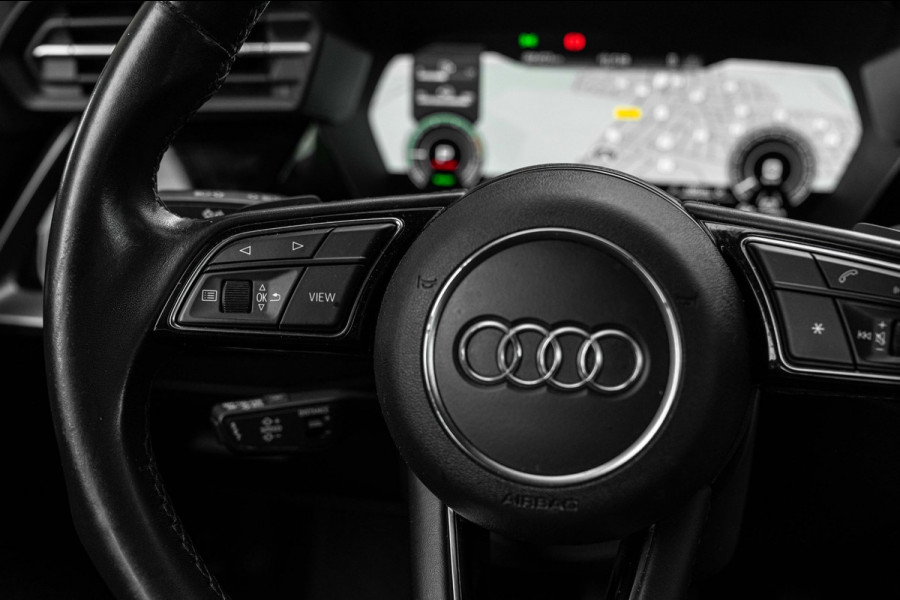 Audi A3 Sportback 40 TFSI e Business Edition 204 PK Ambiance Adaptive Keyless Elek.Klep Stoelverwarming 17''