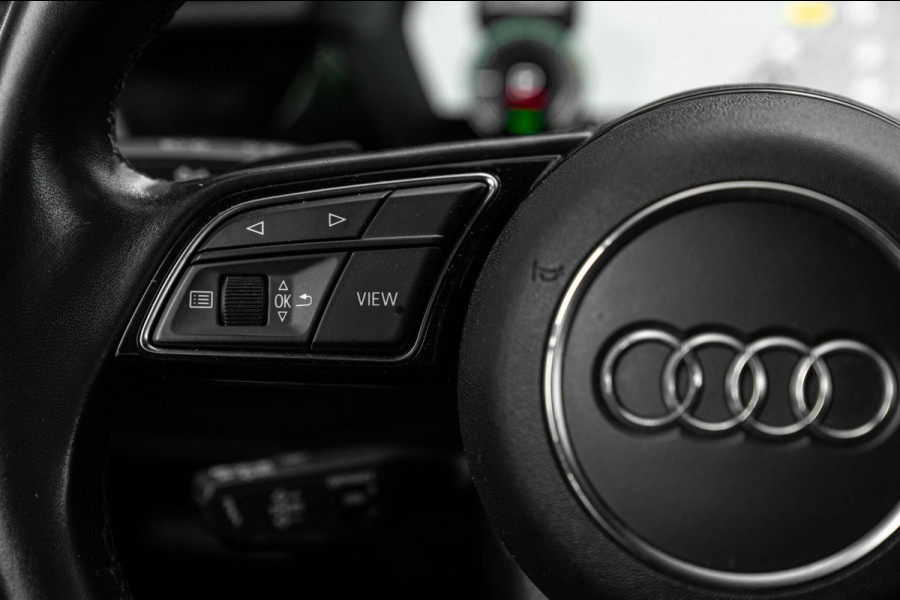 Audi A3 Sportback 40 TFSI e Business Edition 204 PK Ambiance Adaptive Keyless Elek.Klep Stoelverwarming 17''
