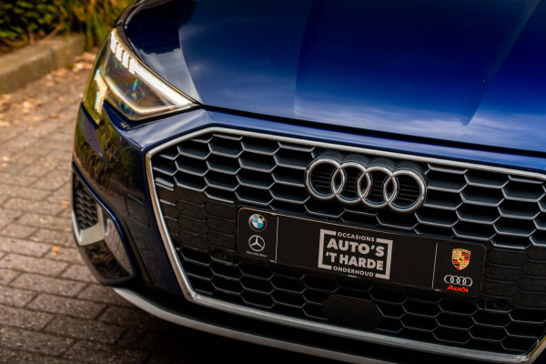 Audi A3 Sportback 40 TFSI e Business Edition 204 PK Ambiance Adaptive Keyless Elek.Klep Stoelverwarming 17''