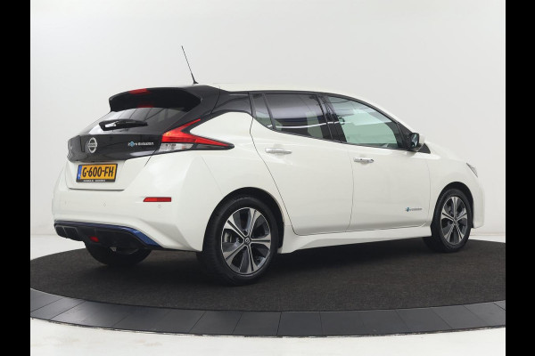 Nissan Leaf Tekna 40 kWh | SOH 85,6% | Stoelverwarming | 360 Camera | Adaptive cruise | Carplay | Navigatie | Achterbankverwarming | Bose Sound | Full LED | Side Assist | File Assistent | Climate control