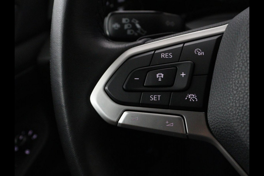 Volkswagen Golf 1.4 eHybrid Style | SOH 88,8% | Head-Up | Stoelverwarming | Trekhaak | Sfeerverlichting | Massage | Camera | Keyless | Matrix LED | Carplay | Adaptive cruise | Memory | Climate control | PHEV | Plug In