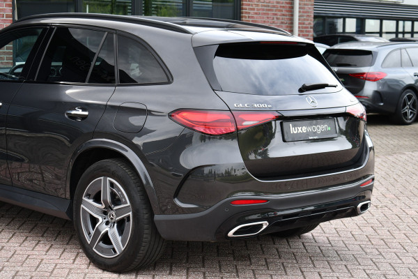 Mercedes-Benz GLC 300e 4M AMG Premium Distronic Burmester Night