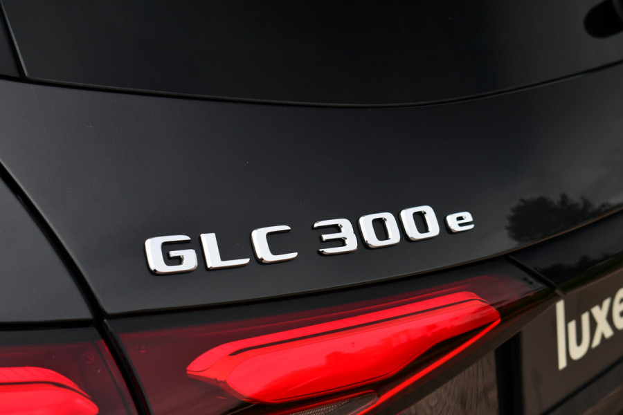 Mercedes-Benz GLC 300e 4M AMG Premium Distronic Burmester Night