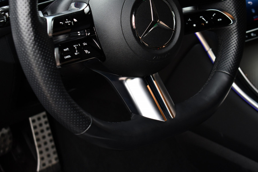Mercedes-Benz GLC 300e 4M AMG Premium Distronic Burmester Night