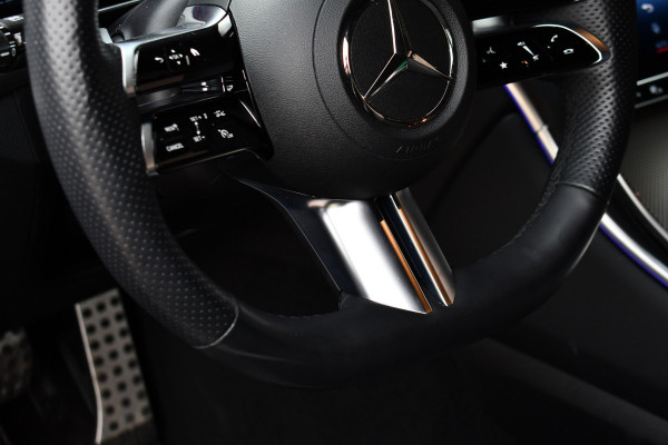 Mercedes-Benz GLC 300e 4M AMG Premium Distronic Burmester Night