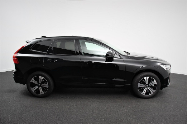 Volvo XC60 2.0 T6 Plug-in hybrid AWD Plus Dark Adaptieve cruise control Leder Navigatie Google Harman Kardon Panorama dak Lichtmetalen Velgen 19" Dab Stoelverwarming Camera Led Climate control Apple Carplay/ Android Auto