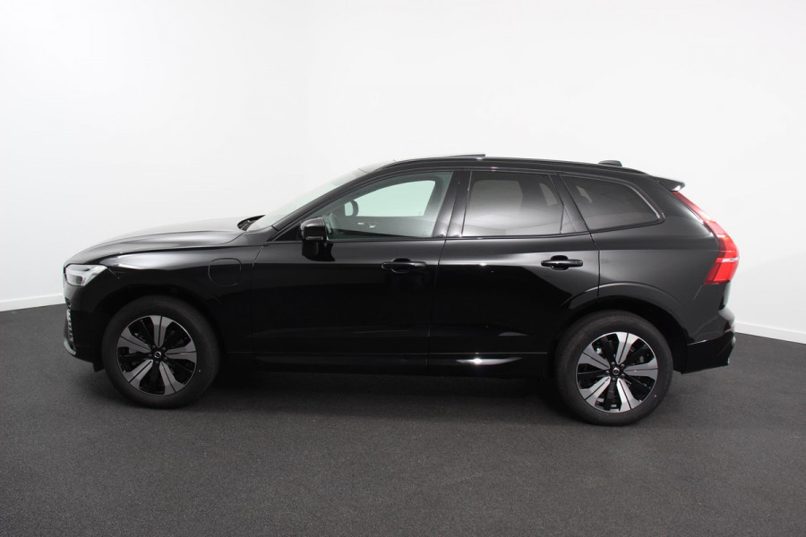 Volvo XC60 2.0 T6 Plug-in hybrid AWD Plus Dark Adaptieve cruise control Leder Navigatie Google Harman Kardon Panorama dak Lichtmetalen Velgen 19" Dab Stoelverwarming Camera Led Climate control Apple Carplay/ Android Auto
