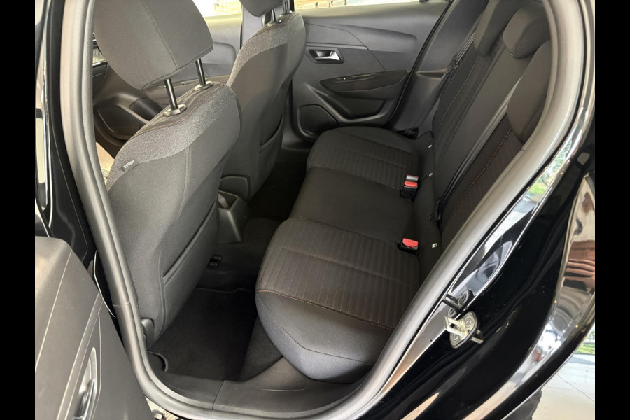 Peugeot 208 1.2 PureTech Active .
