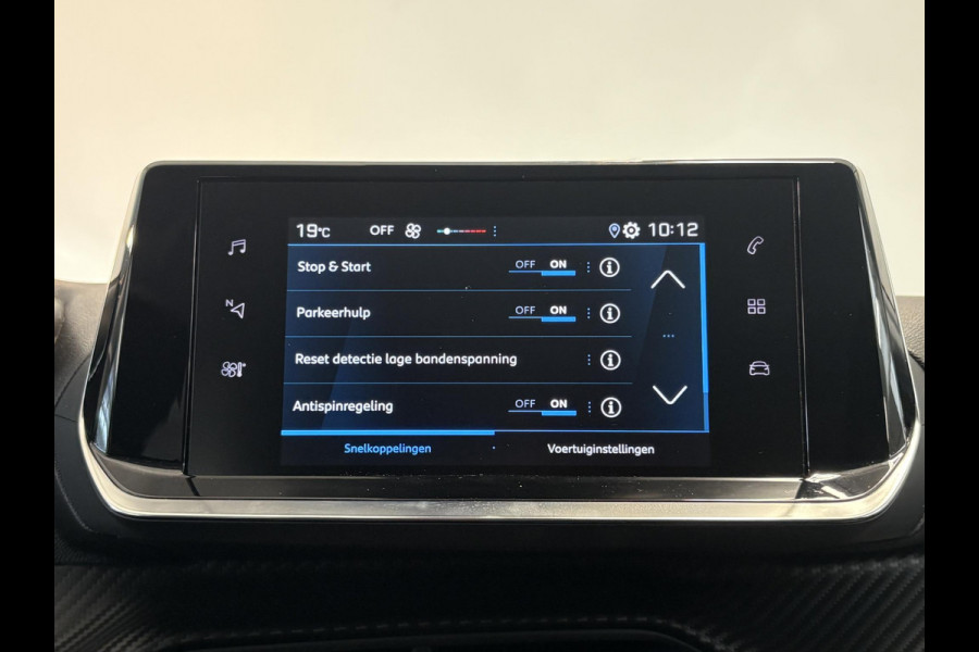 Peugeot 208 1.2 PureTech Active .