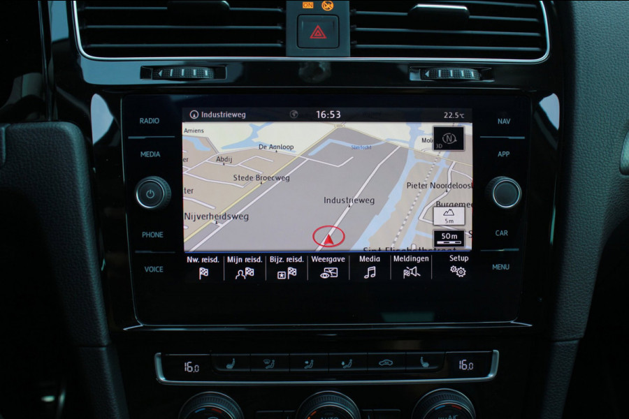 Volkswagen Golf 1.5 TSI Highline