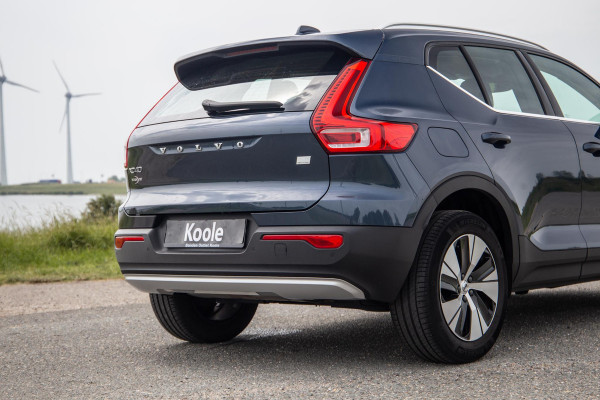Volvo XC40 1.5 T4 Recharge Inscription AUTOMAAT / PLUG IN HYBRID / CARPLAY / CAMERA / STOELVERWARMING