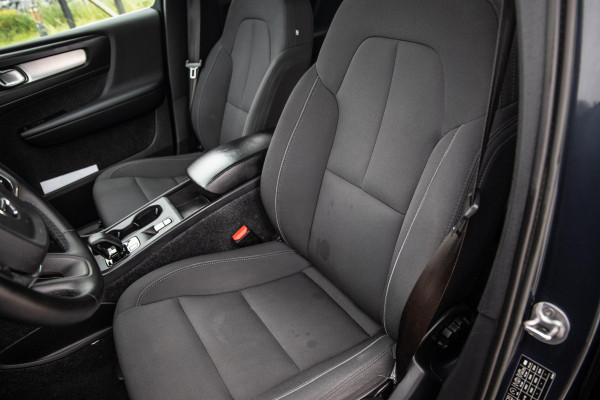 Volvo XC40 1.5 T4 Recharge Inscription AUTOMAAT / PLUG IN HYBRID / CARPLAY / CAMERA / STOELVERWARMING