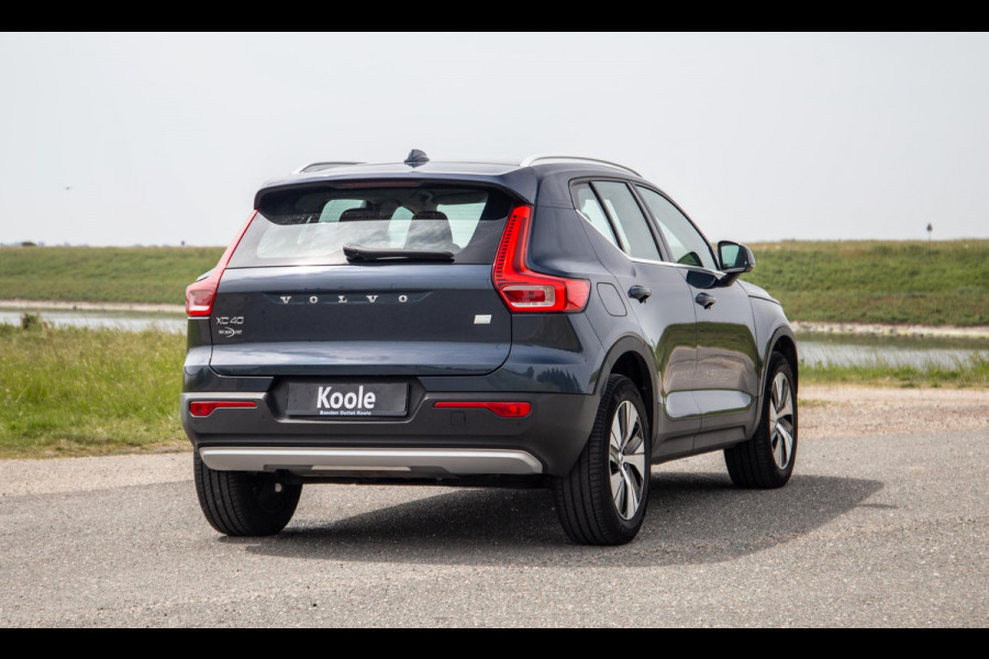 Volvo XC40 1.5 T4 Recharge Inscription AUTOMAAT / PLUG IN HYBRID / CARPLAY / CAMERA / STOELVERWARMING
