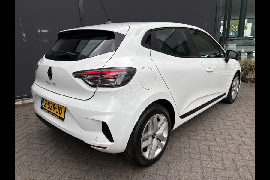 Renault Clio 1.0 TCe ECO-G 100 evolution Airco - Navigatiesysteem - Parkeersensor achter - Radio - Cruise control - Bluetooth - Stuur multifunctioneel - Led verlichting - Centrale vergrendeling met afstandsbediening - Elektrische ramen