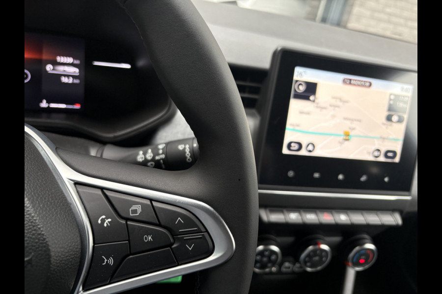 Renault Clio 1.0 TCe ECO-G 100 evolution Airco - Navigatiesysteem - Parkeersensor achter - Radio - Cruise control - Bluetooth - Stuur multifunctioneel - Led verlichting - Centrale vergrendeling met afstandsbediening - Elektrische ramen
