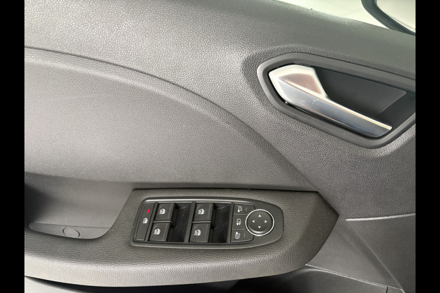 Renault Clio 1.0 TCe ECO-G 100 evolution Airco - Navigatiesysteem - Parkeersensor achter - Radio - Cruise control - Bluetooth - Stuur multifunctioneel - Led verlichting - Centrale vergrendeling met afstandsbediening - Elektrische ramen