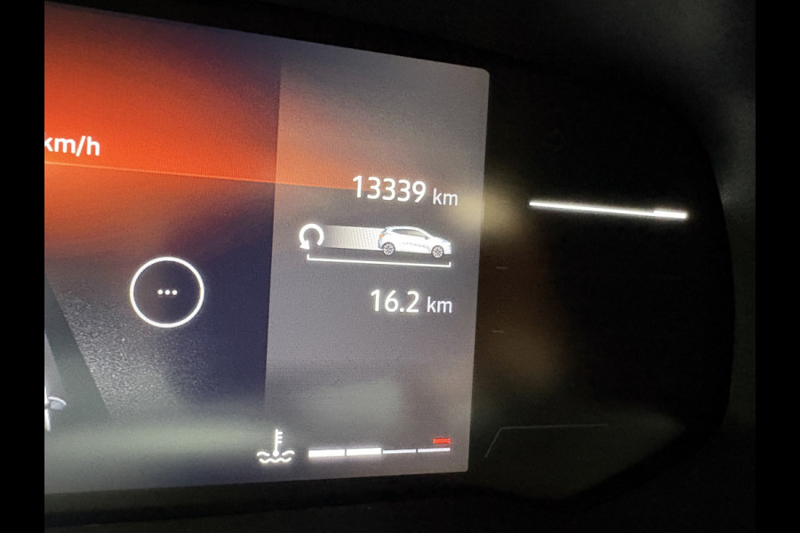 Renault Clio 1.0 TCe ECO-G 100 evolution Airco - Navigatiesysteem - Parkeersensor achter - Radio - Cruise control - Bluetooth - Stuur multifunctioneel - Led verlichting - Centrale vergrendeling met afstandsbediening - Elektrische ramen
