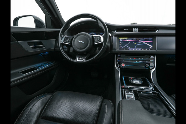 Jaguar XF Sportbrake 2.0d Portfolio Aut. *PANO | LEATHER | FULL-LED | MEMORY-PACK | DIGI-COCKPIT | HEATED-COMFORTSEATS | NAVI-FULLMAP | CAMERA | PRIVACY-GLASS | SHIFTPADDLES | AMBIENT-LIGHT | ECC | PDC | CRUISE | 20''ALU*