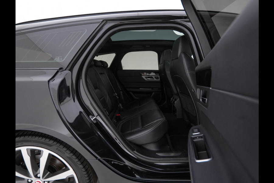 Jaguar XF Sportbrake 2.0d Portfolio Aut. *PANO | LEATHER | FULL-LED | MEMORY-PACK | DIGI-COCKPIT | HEATED-COMFORTSEATS | NAVI-FULLMAP | CAMERA | PRIVACY-GLASS | SHIFTPADDLES | AMBIENT-LIGHT | ECC | PDC | CRUISE | 20''ALU*