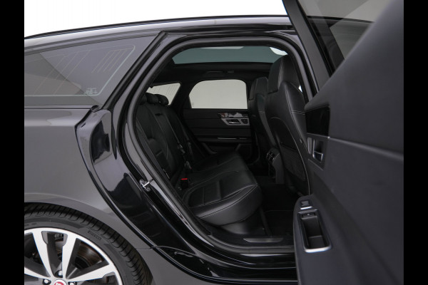 Jaguar XF Sportbrake 2.0d Portfolio Aut. *PANO | LEATHER | FULL-LED | MEMORY-PACK | DIGI-COCKPIT | HEATED-COMFORTSEATS | NAVI-FULLMAP | CAMERA | PRIVACY-GLASS | SHIFTPADDLES | AMBIENT-LIGHT | ECC | PDC | CRUISE | 20''ALU*