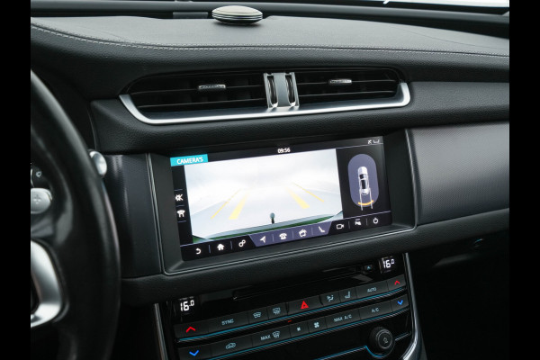 Jaguar XF Sportbrake 2.0d Portfolio Aut. *PANO | LEATHER | FULL-LED | MEMORY-PACK | DIGI-COCKPIT | HEATED-COMFORTSEATS | NAVI-FULLMAP | CAMERA | PRIVACY-GLASS | SHIFTPADDLES | AMBIENT-LIGHT | ECC | PDC | CRUISE | 20''ALU*