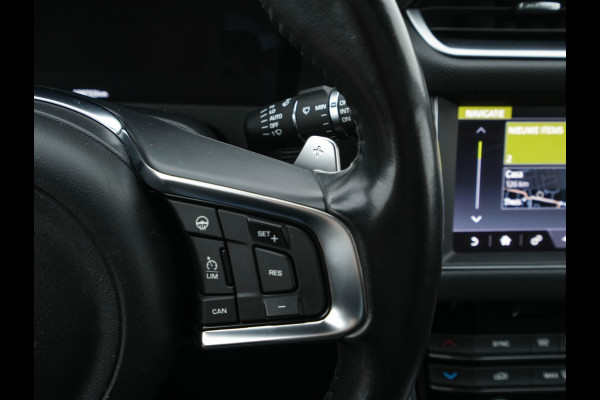 Jaguar XF Sportbrake 2.0d Portfolio Aut. *PANO | LEATHER | FULL-LED | MEMORY-PACK | DIGI-COCKPIT | HEATED-COMFORTSEATS | NAVI-FULLMAP | CAMERA | PRIVACY-GLASS | SHIFTPADDLES | AMBIENT-LIGHT | ECC | PDC | CRUISE | 20''ALU*