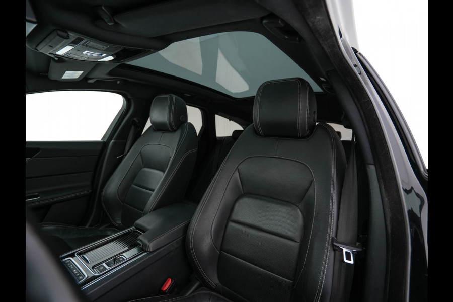 Jaguar XF Sportbrake 2.0d Portfolio Aut. *PANO | LEATHER | FULL-LED | MEMORY-PACK | DIGI-COCKPIT | HEATED-COMFORTSEATS | NAVI-FULLMAP | CAMERA | PRIVACY-GLASS | SHIFTPADDLES | AMBIENT-LIGHT | ECC | PDC | CRUISE | 20''ALU*