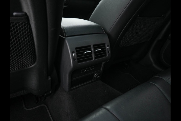 Jaguar XF Sportbrake 2.0d Portfolio Aut. *PANO | LEATHER | FULL-LED | MEMORY-PACK | DIGI-COCKPIT | HEATED-COMFORTSEATS | NAVI-FULLMAP | CAMERA | PRIVACY-GLASS | SHIFTPADDLES | AMBIENT-LIGHT | ECC | PDC | CRUISE | 20''ALU*