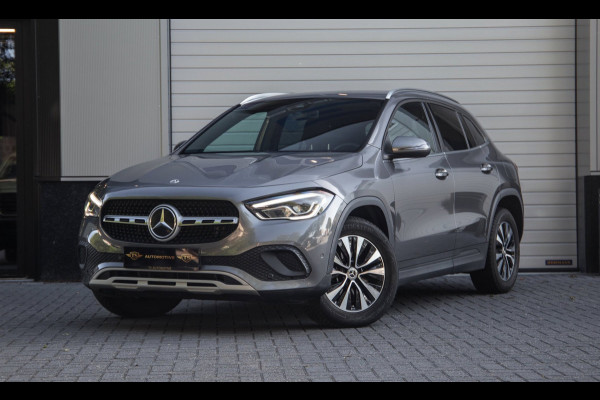 Mercedes-Benz GLA 250 e Business Solution Luxury Limited / SOH 93%
