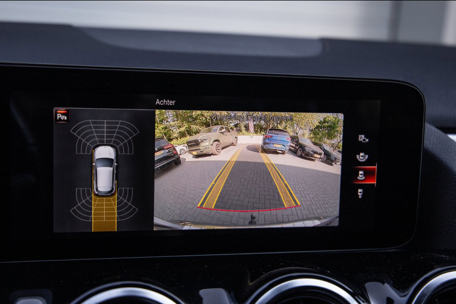 Mercedes-Benz GLA 250 e Business Solution Luxury Limited / SOH 93%