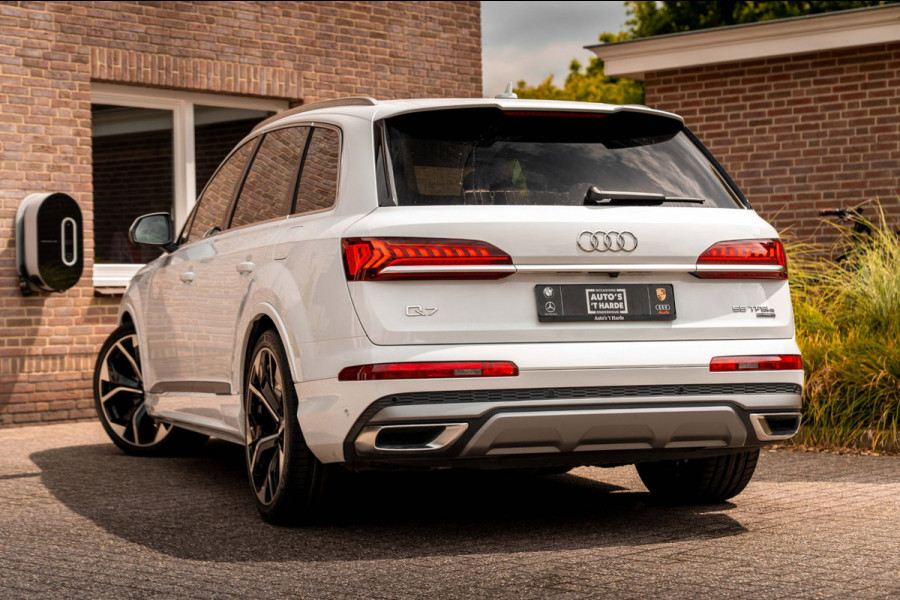 Audi Q7 55 TFSI e Quattro Pro Line S 381 PK 3x S-Line Luchtvering 360 Camera Elek. Trekhaak 22''