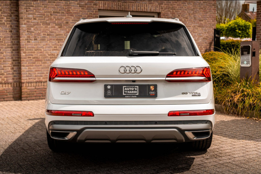Audi Q7 55 TFSI e Quattro Pro Line S 381 PK 3x S-Line Luchtvering 360 Camera Elek. Trekhaak 22''