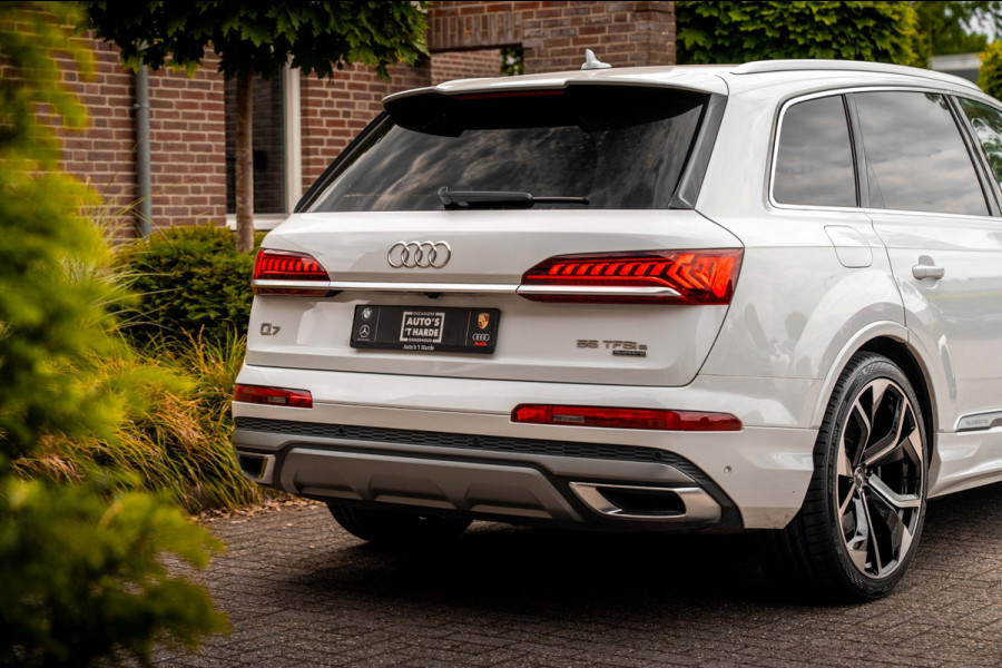 Audi Q7 55 TFSI e Quattro Pro Line S 381 PK 3x S-Line Luchtvering 360 Camera Elek. Trekhaak 22''