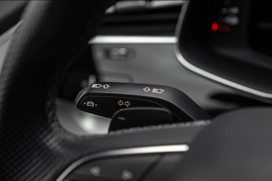 Audi Q7 55 TFSI e Quattro Pro Line S 381 PK 3x S-Line Luchtvering 360 Camera Elek. Trekhaak 22''