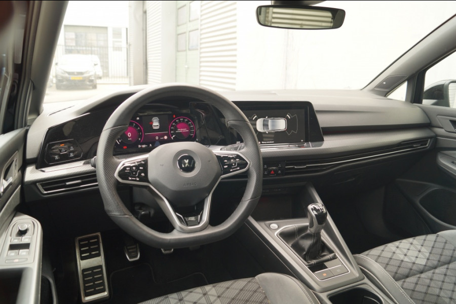 Volkswagen Golf 1.5 TSI 130pk R-Line -PANO-LED-ECC-PDC-NAVI-