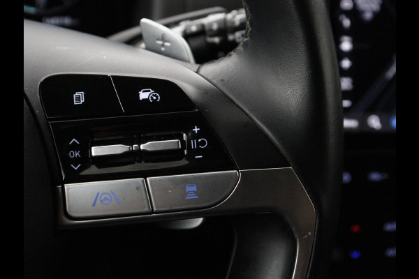 Hyundai Tucson 1.6 T-GDI HEV Comfort | Trekhaak | Stoelverwarming | Adaptive cruise | Carplay | Camera | Navigatie | Keyless | Full LED | 17'' | Parkeerhulp | Climate control | Digital Cockpit