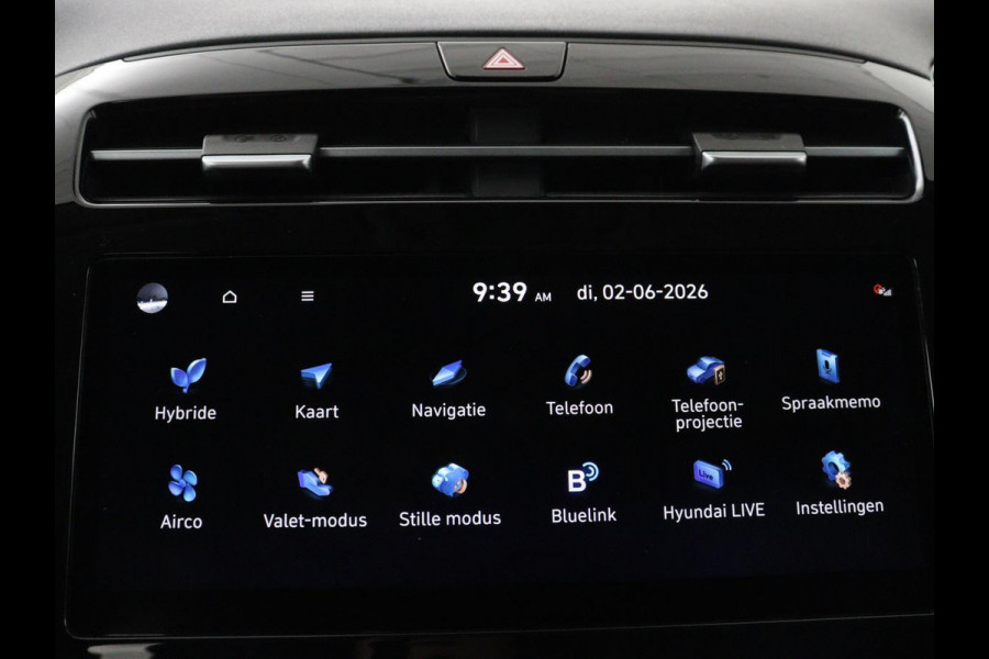 Hyundai Tucson 1.6 T-GDI HEV Comfort | Trekhaak | Stoelverwarming | Adaptive cruise | Carplay | Camera | Navigatie | Keyless | Full LED | 17'' | Parkeerhulp | Climate control | Digital Cockpit