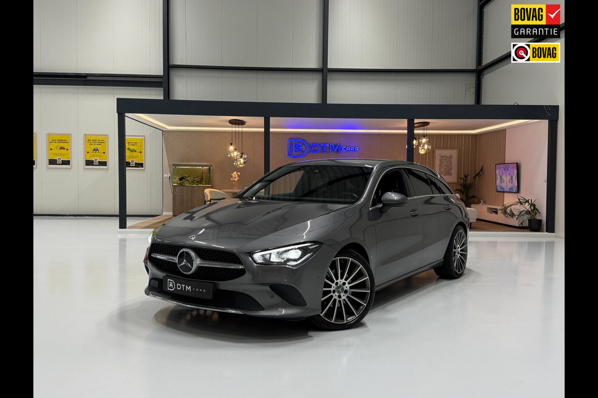 Mercedes-Benz CLA-Klasse Shooting Brake Automaat | 19 inch AMG | MBUX | LED | Navigatie | Parkeersensoren