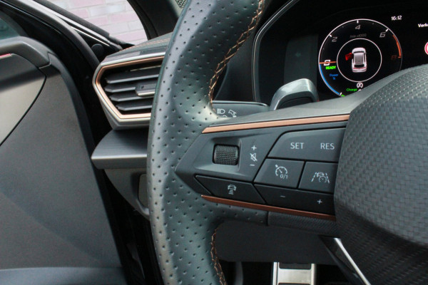 CUPRA Formentor 1.4 e-Hybrid VZ Copper Edition